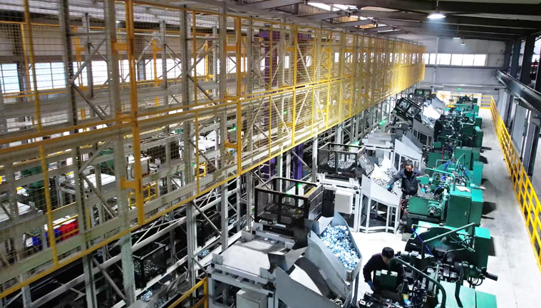 儲存、交轉、上料一體化線邊倉